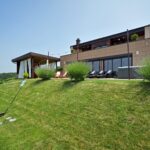 Divinus Holiday House