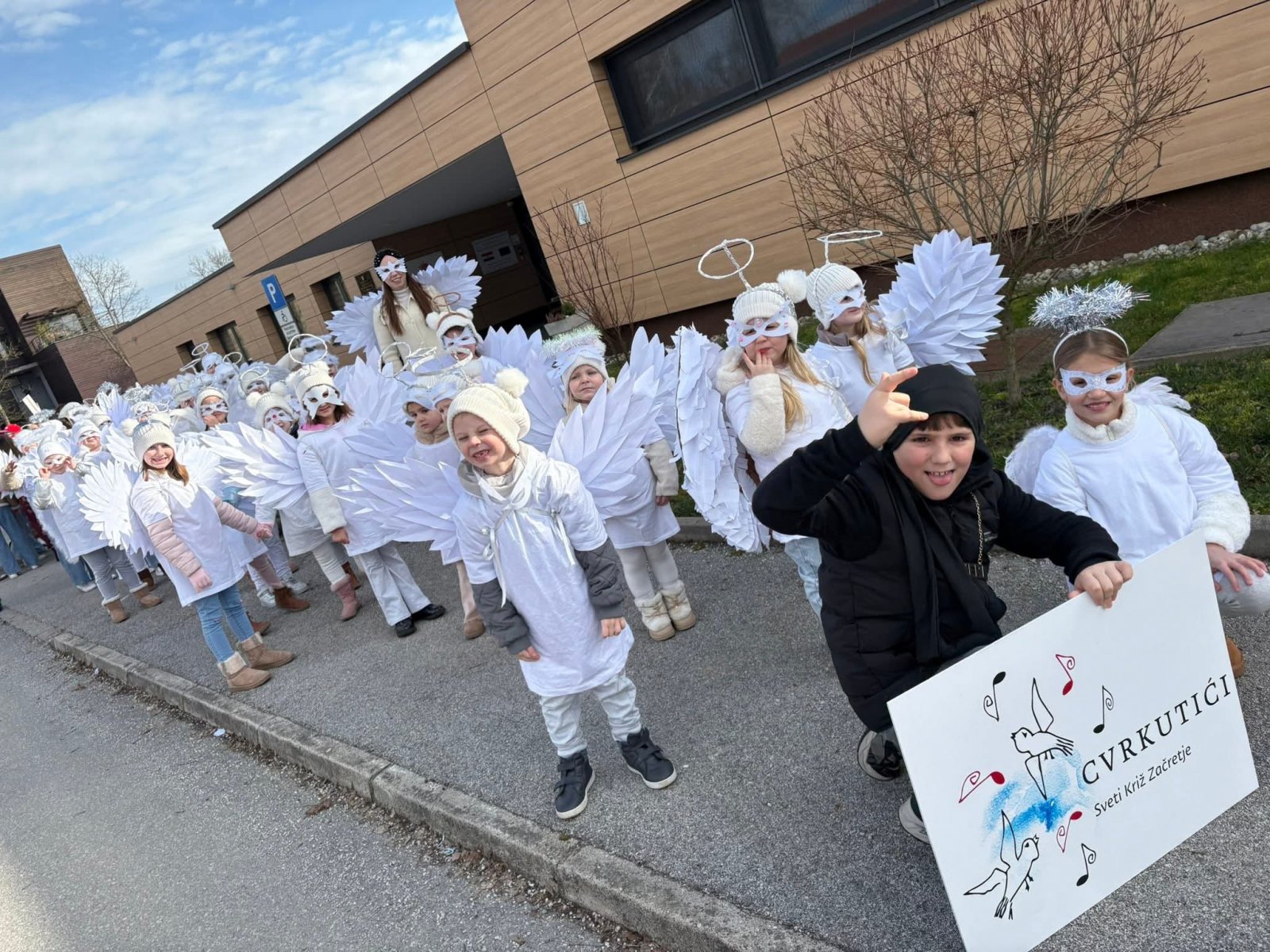 Anđeli "Cvrkutići" osvojili 300 eura i srca publike na fašniku u Svetom Križu Začretju