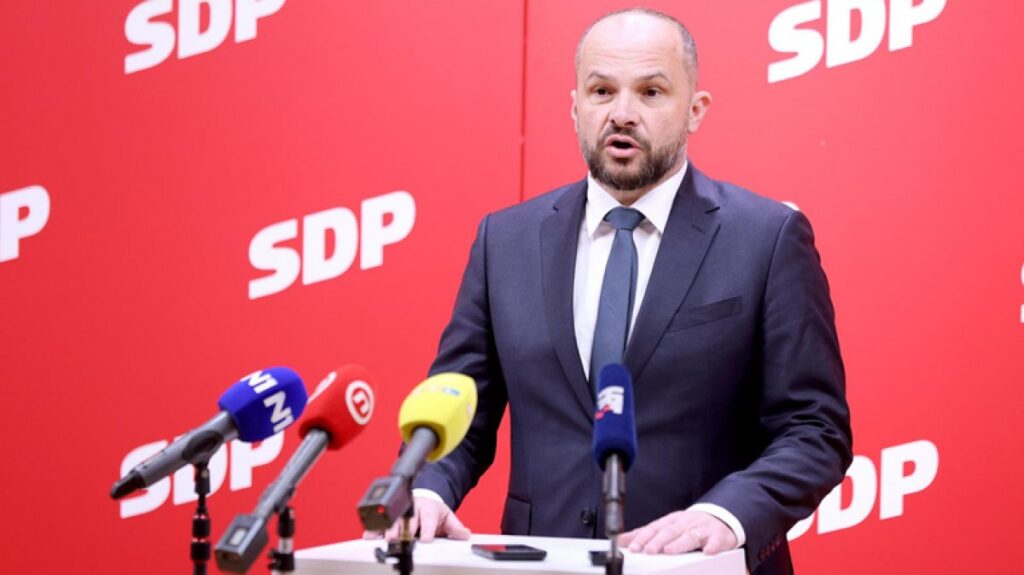 Hajdaš Dončić Plenkoviću: “Taj film nećeš gledati”