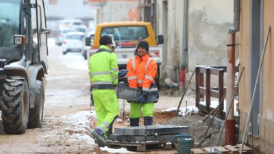 Hrvati podijeljeni oko stranih radnika: Nova studija otkriva stavove o ekonomiji, kulturi i jeziku