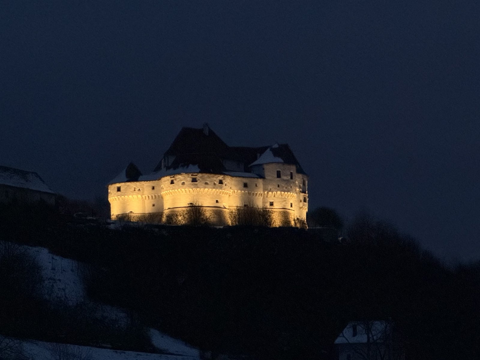 Jure Brkljača očarao Veliki Tabor u romantičnom okruženju