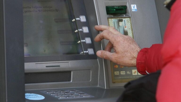 Koliko točno novca trebate imati na tekućem računu: Vodič za optimalno financijsko upravljanje