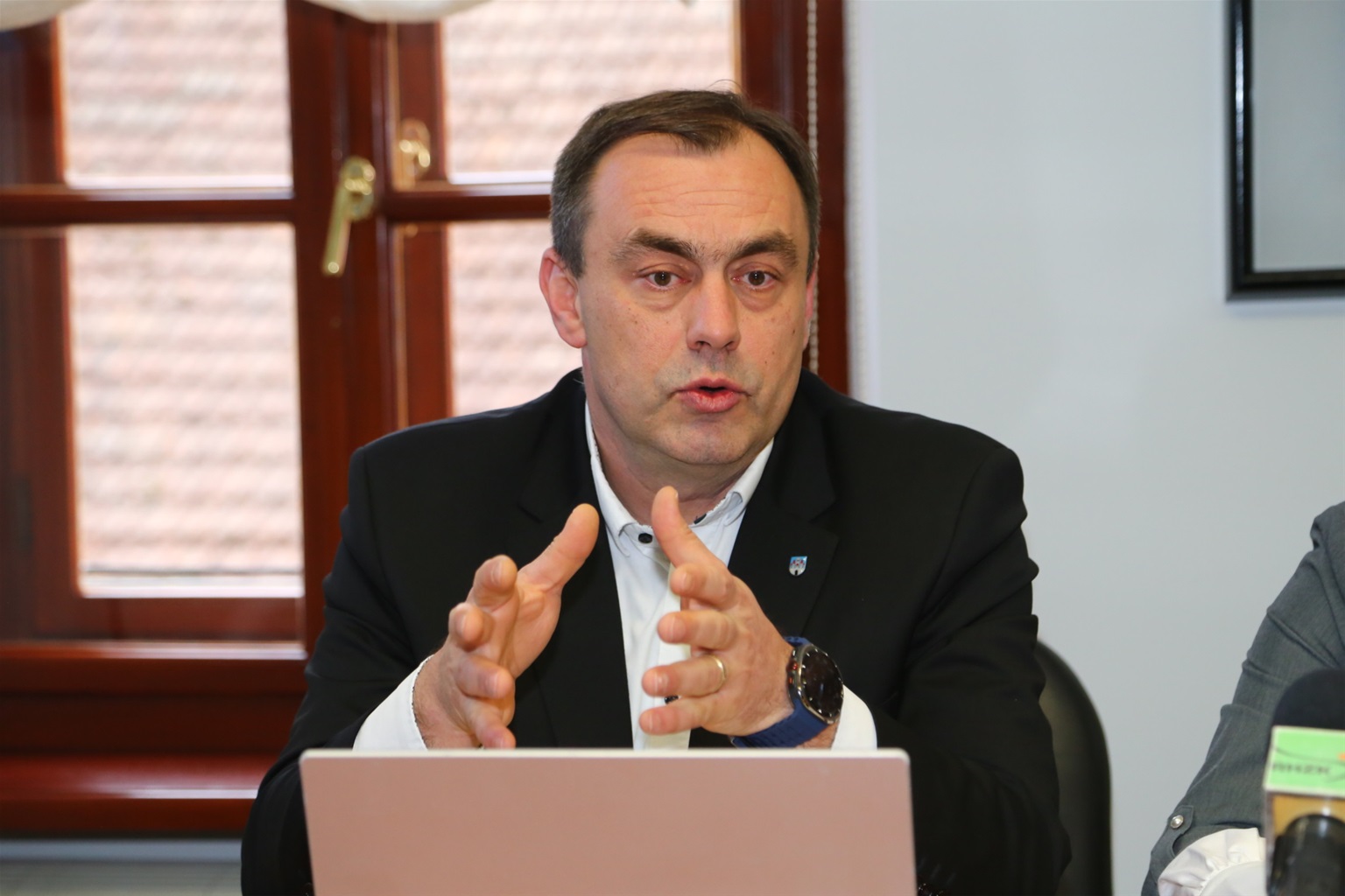 Krapina uvodi besplatan električni javni prijevoz s dva nova minibusa