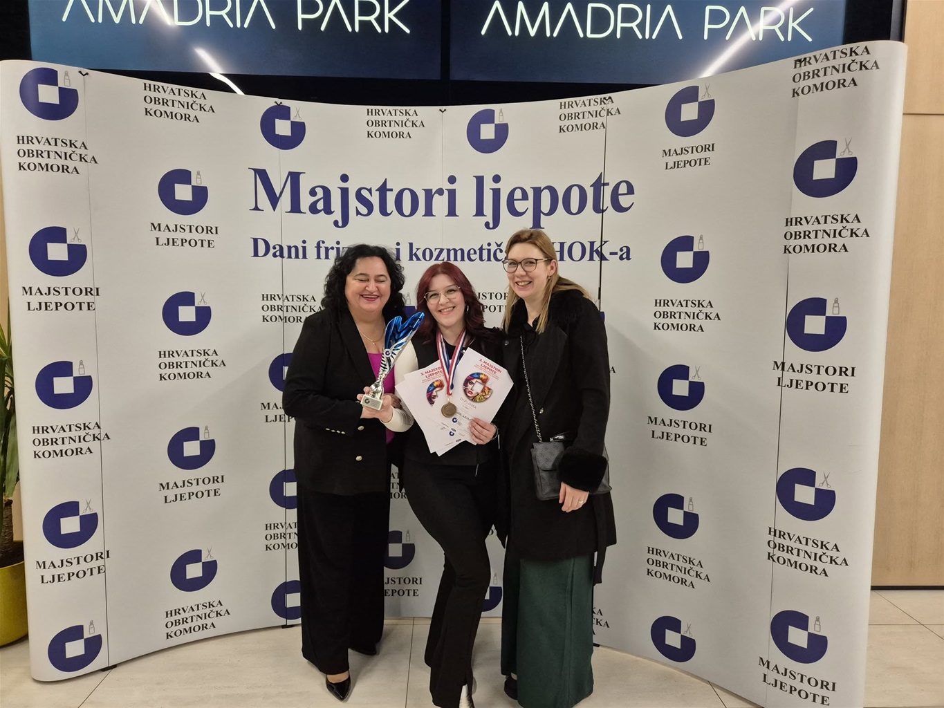 Krapinska frizerka Nikolina Levak okitila se s dvije brončane medalje na Državnom prvenstvu