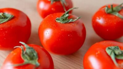 Likopen iz rajčice: Ključan za zdravlje desni starijih osoba i prevenciju parodontitisa