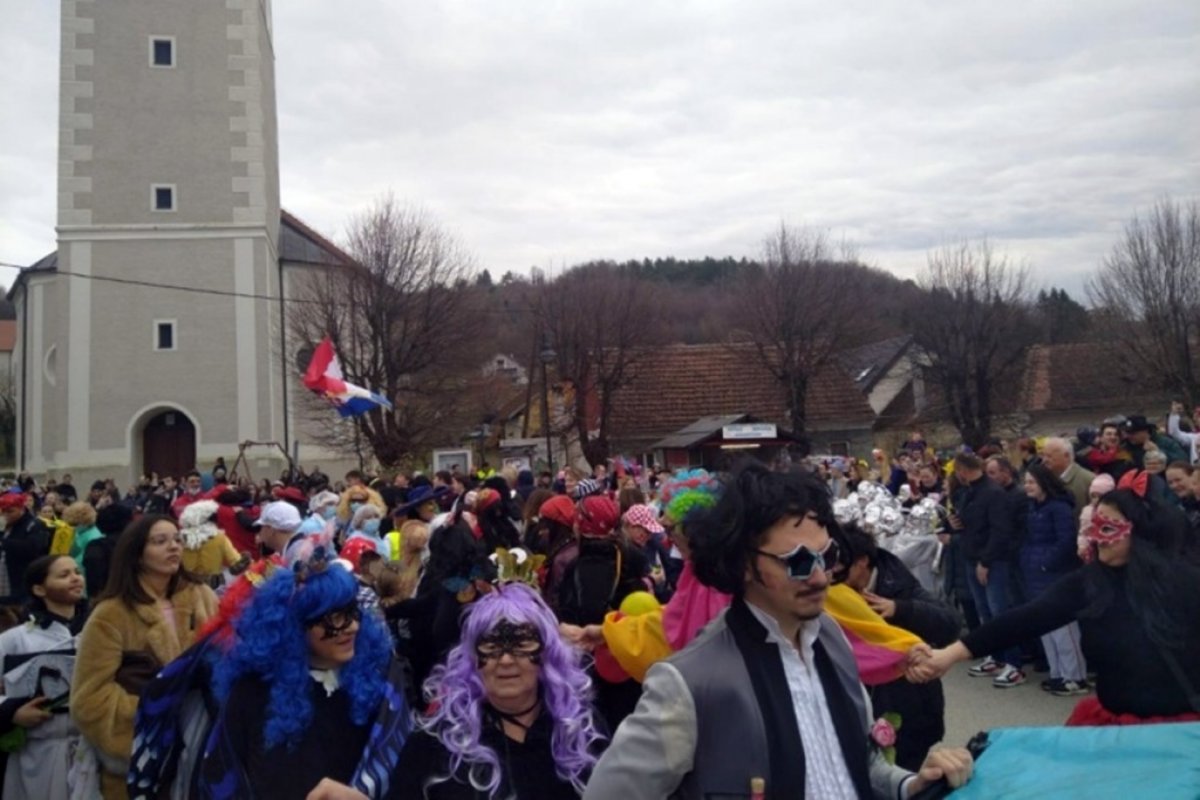 Loborski fašinjek 2026.: Tradicija, maske i veselje ponovno oživljavaju Lobor