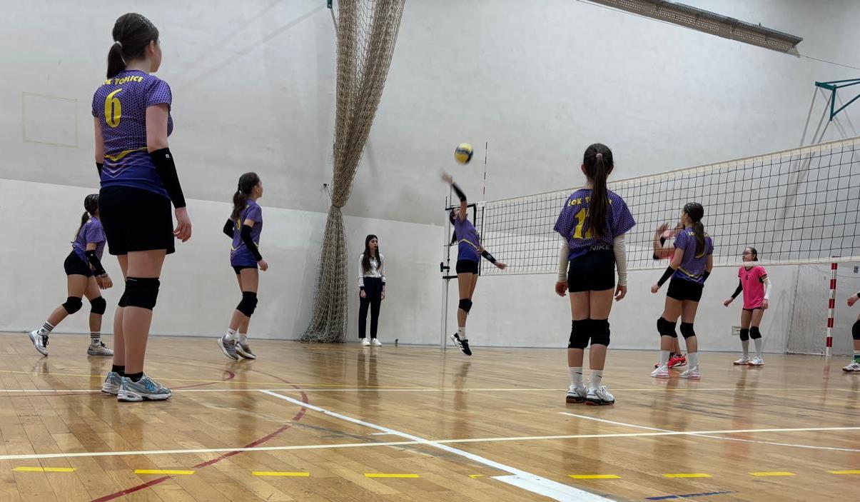 Mlade odbojkašice Bedexa i Toplica s novim pobjedama u HOL-u