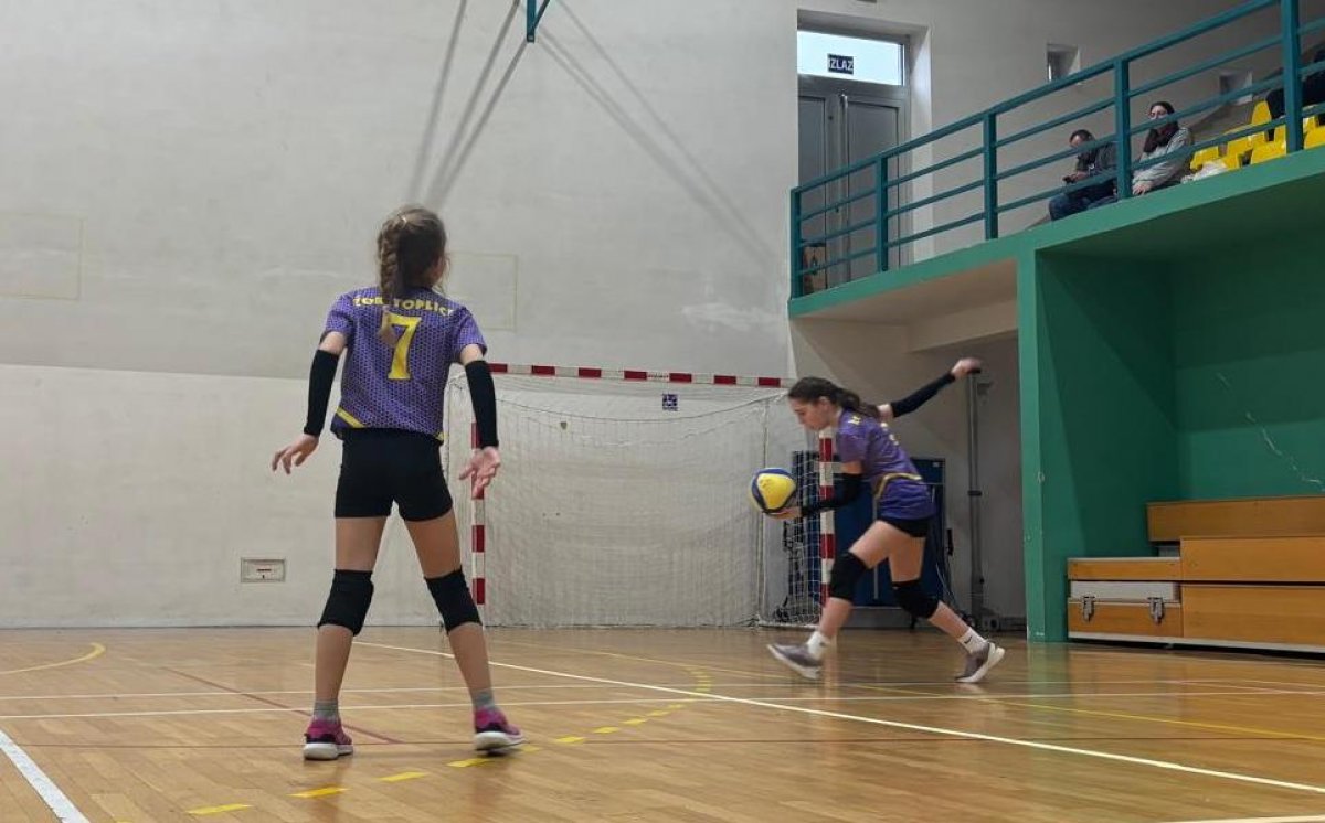 Mlade odbojkašice Bedexa i Toplica s novim pobjedama u HOL-u
