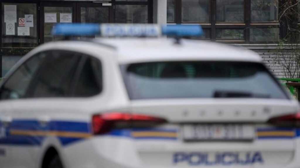 Muškarac zatočio i napao partnericu: Odvezao je u prtljažniku do šume