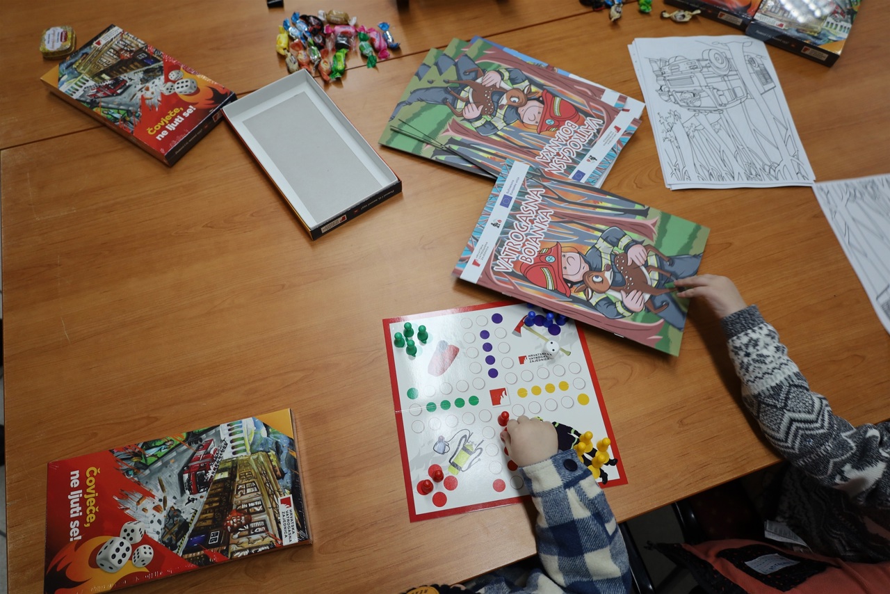 Muzej hrvatskog vatrogastva predstavio izložbu "Hrvatska vatrogasna zajednica danas" u Noći muzeja