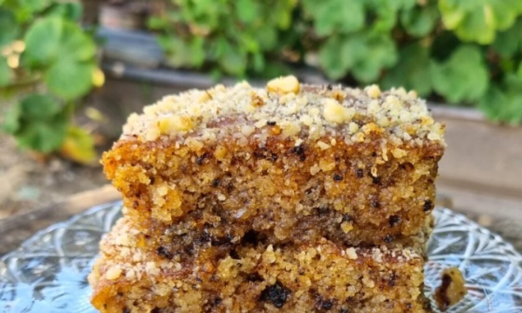 Nostalgični užitak: Jednostavan kolač koji je oduševio Tita i Jovanku, bez miksera