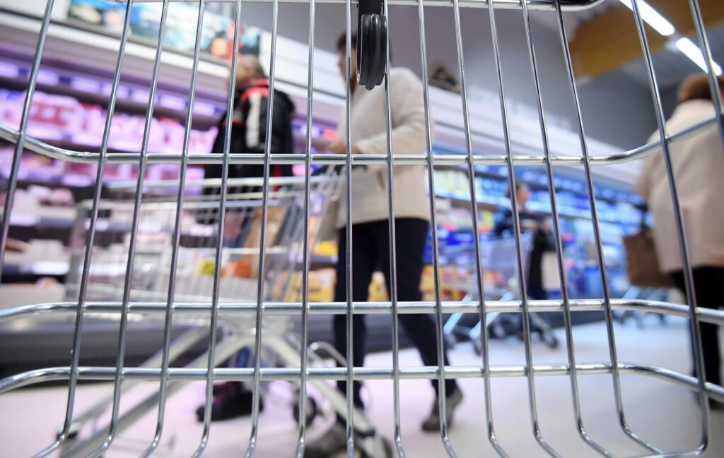 Novi uvjeti za rad nedjeljom: Obiteljski obrti u maloprodaji dobivaju izuzeće, ali uz specifične kriterije