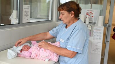 Novi Zagorski Mladići i Djevojke: 29 Novorođenčadi u Zabočkom Rodilištu