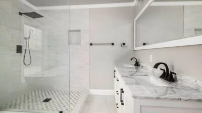 Odvod tuša ne radi? Evo kako riješiti problem u pet koraka bez vodoinstalatera