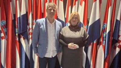 Općina Konjščina ponovno financira polovicu troškova ljetne škole plivanja u Nerezinama za učenike