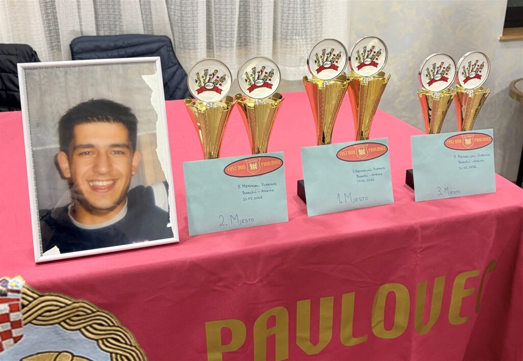 Pobjeda “Filozofa” na 5. Memorijalnom turniru u belotu DVD-a Pavlovec