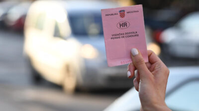 Povratak za volan: Tko u Hrvatskoj mora ponovno polagati vozački ispit i zašto je to skup i dugotrajan proces