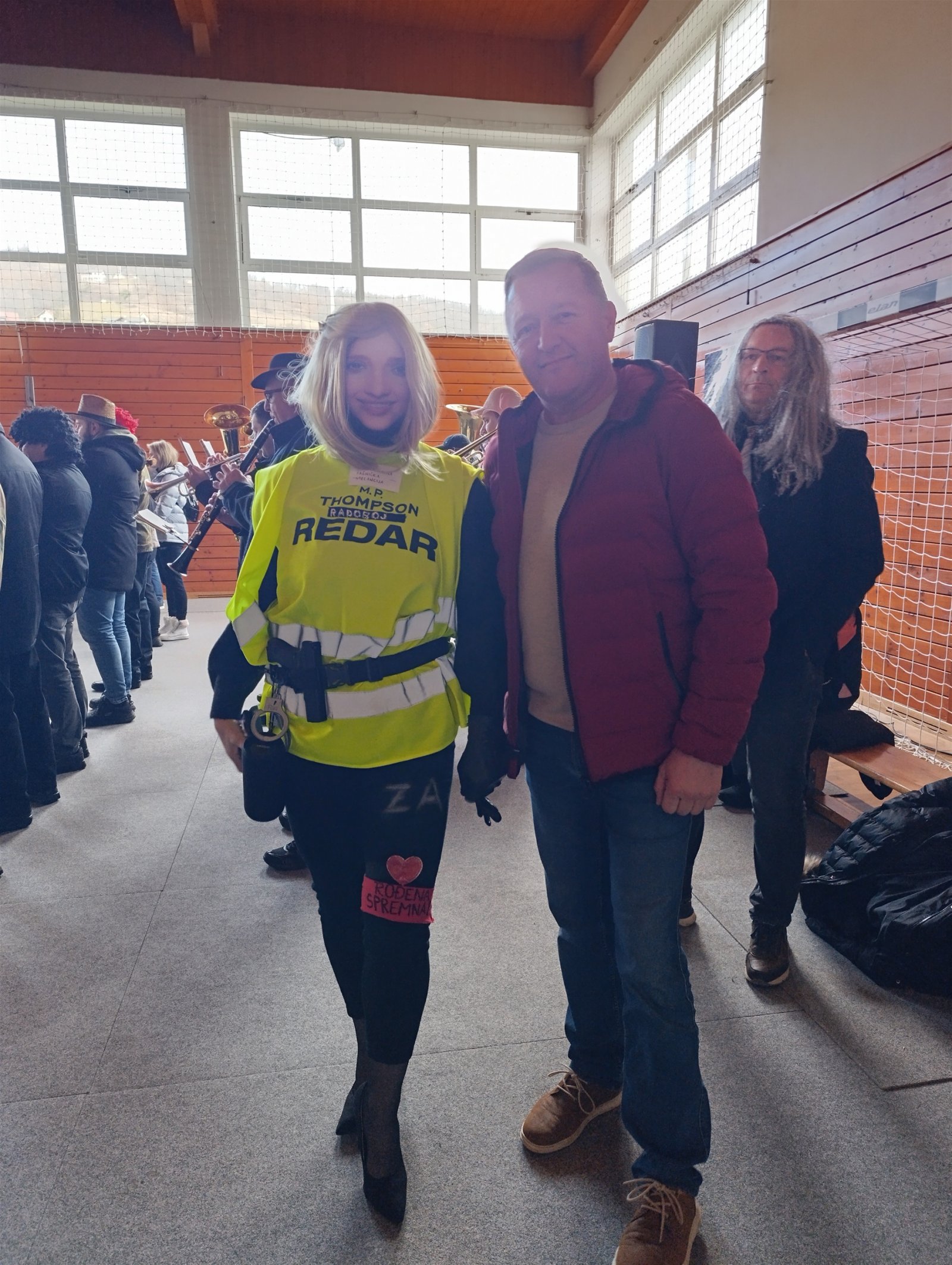 Radobojski fašnik okupio brojne maskirane skupine i posjetitelje