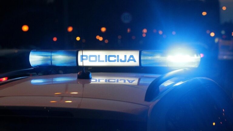 Sudar vozila u Splitu: Oštećen semafor, nema ozlijeđenih