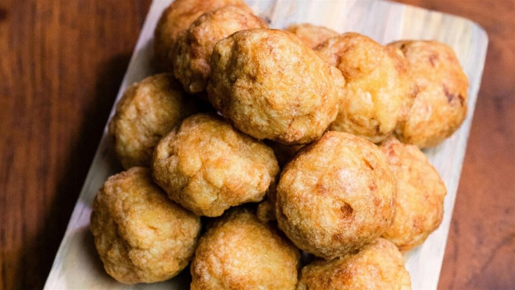 Tajna savršeno sočnih mesnih okruglica: Ključ nije u mesu, već u ovom sastojku!