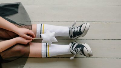 Tajna vraćanja bjeline čarapama: Soda bikarbona kao spas za posivjeli tekstil