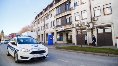 Teška prometna nesreća u Oroslavju: Mladi vozač (21) teško ozlijeđen nakon izlijetanja s ceste