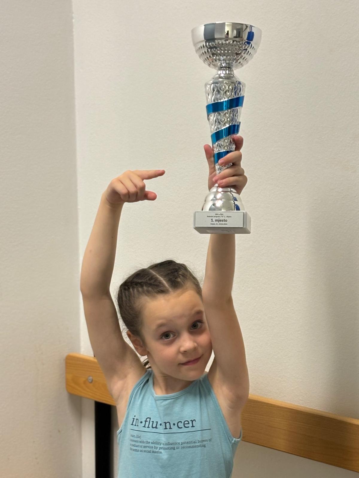 Tonka Gregurić: Mlada gimnastičarka GK Dubrave nagrađena za izniman sportski talent