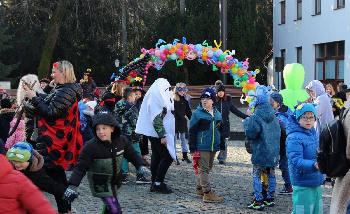 Varaždin je oživio dječjom fašničkom povorkom: 1800 mališana uveselilo grad!
