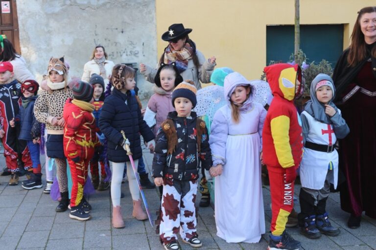 Varaždin je oživio dječjom fašničkom povorkom: 1800 mališana uveselilo grad!