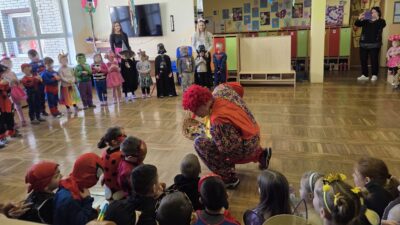 Vrtić Zlatni dani obilježio Fašnik uz maskenbal i iznenađenja