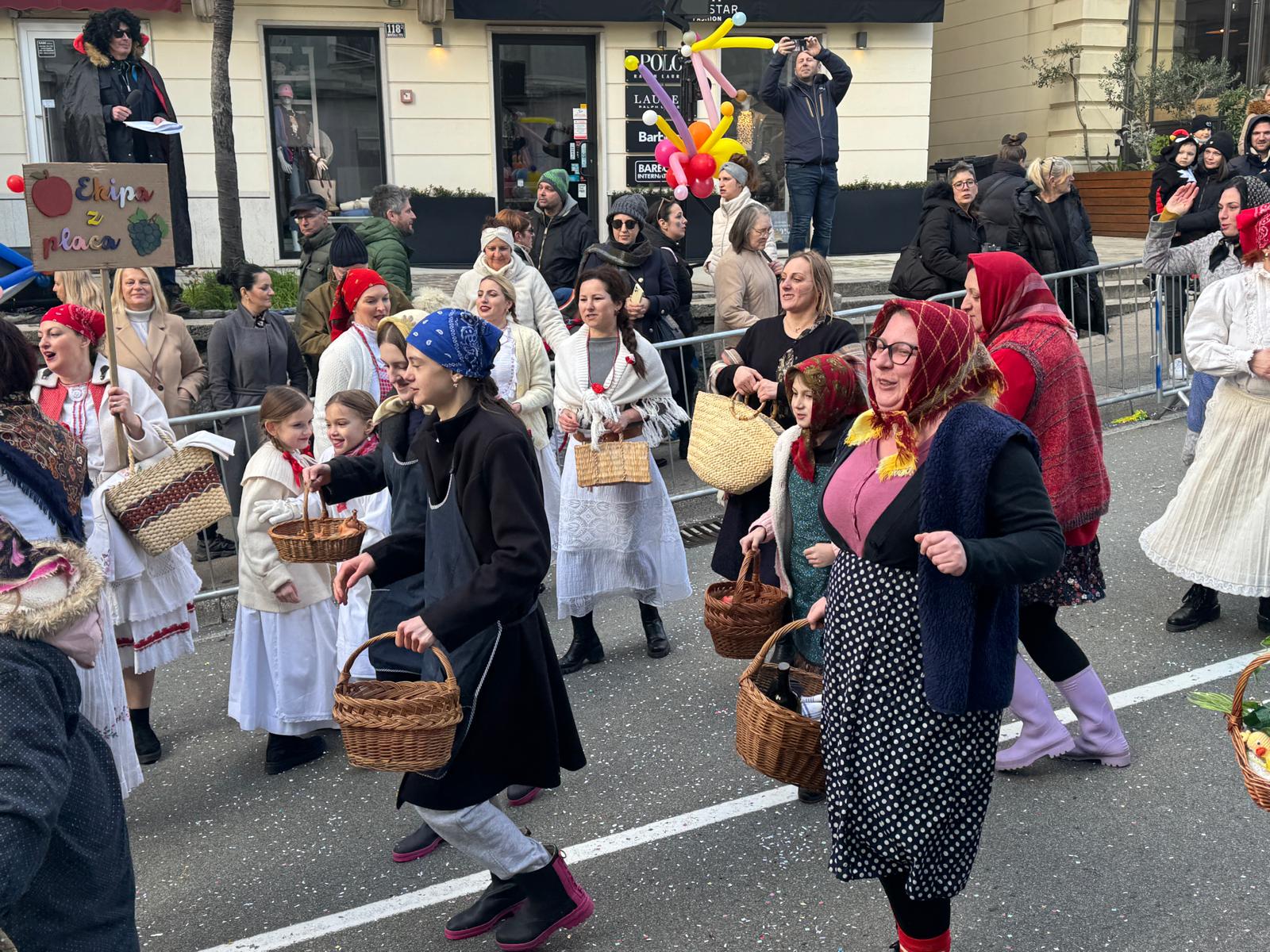 Zlatarska "Ekipa z placa" donijela duh Zagorja na dječji karneval u Opatiji