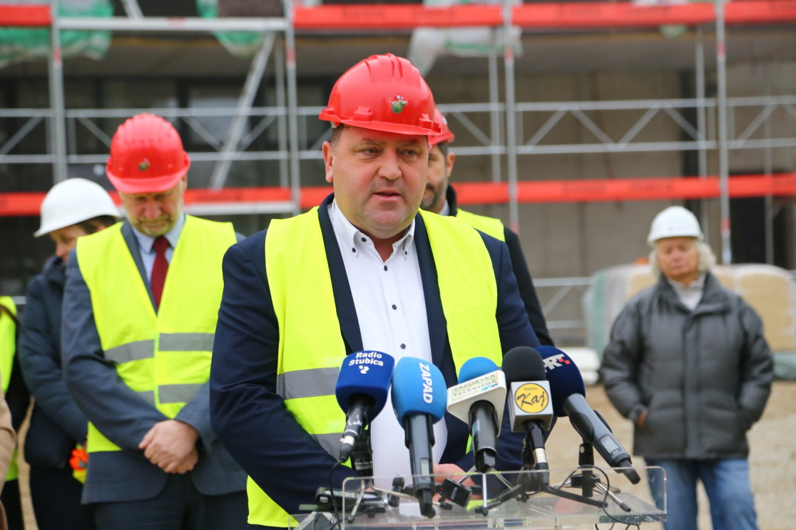 Značajan napredak radova na wellness centru i bazenu u Stubičkim Toplicama, uz podršku ministra i župana