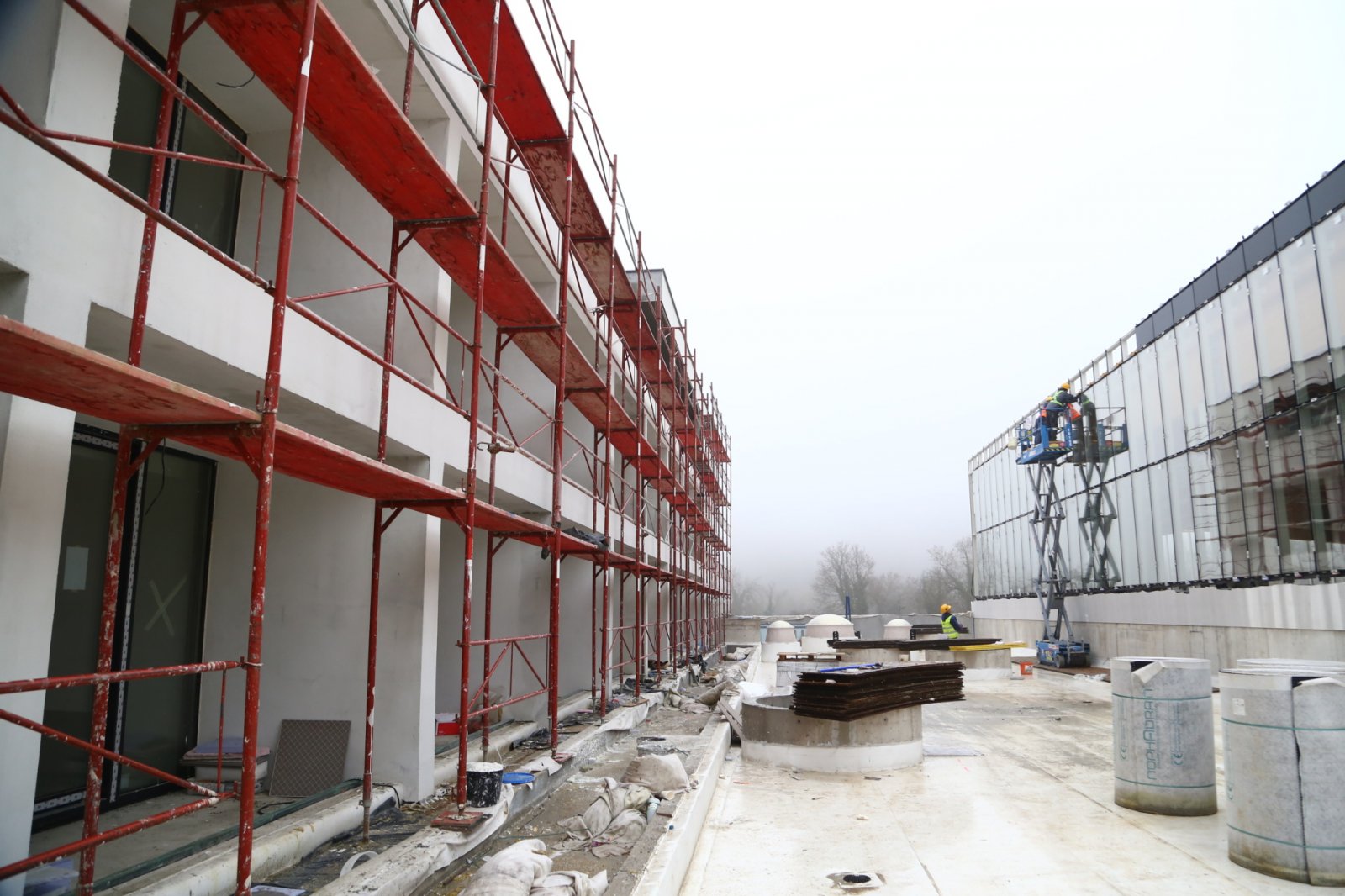 Značajan napredak radova na wellness centru i bazenu u Stubičkim Toplicama, uz podršku ministra i župana