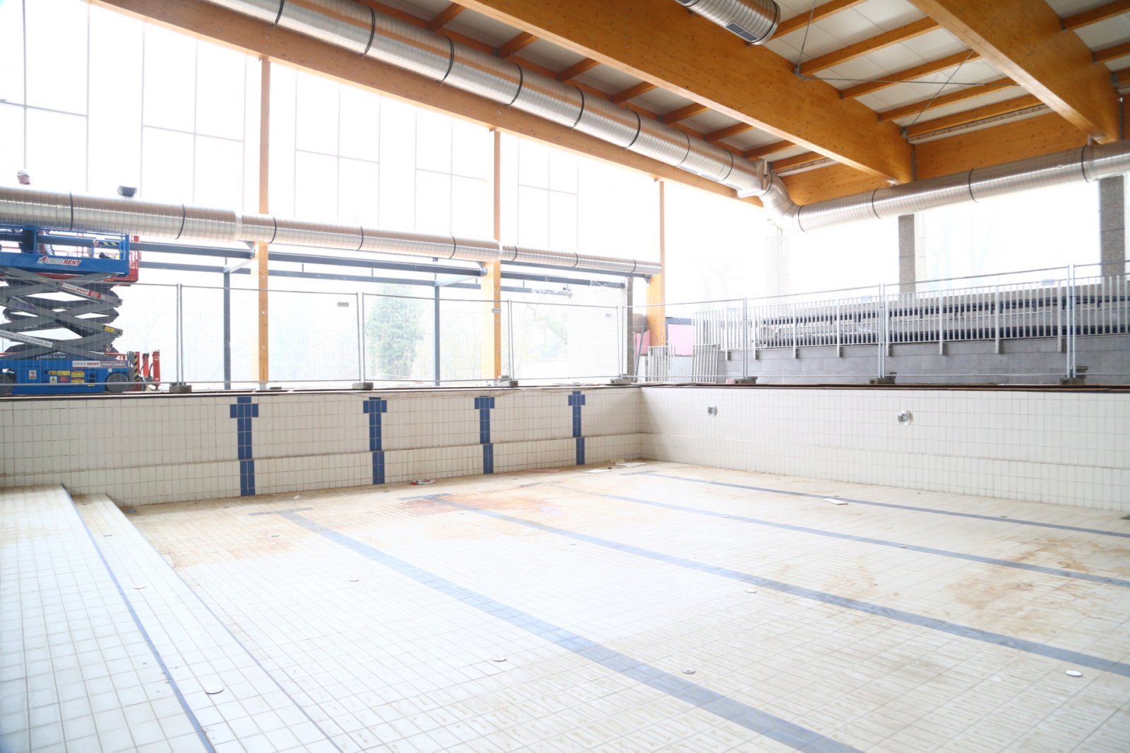 Značajan napredak radova na wellness centru i bazenu u Stubičkim Toplicama, uz podršku ministra i župana