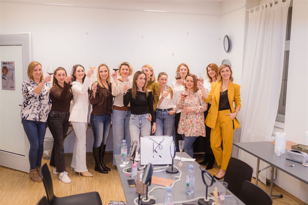 "Brow Lift & Wine" radionica u Donjoj Stubici: Žene posvetile vrijeme sebi u opuštenoj atmosferi