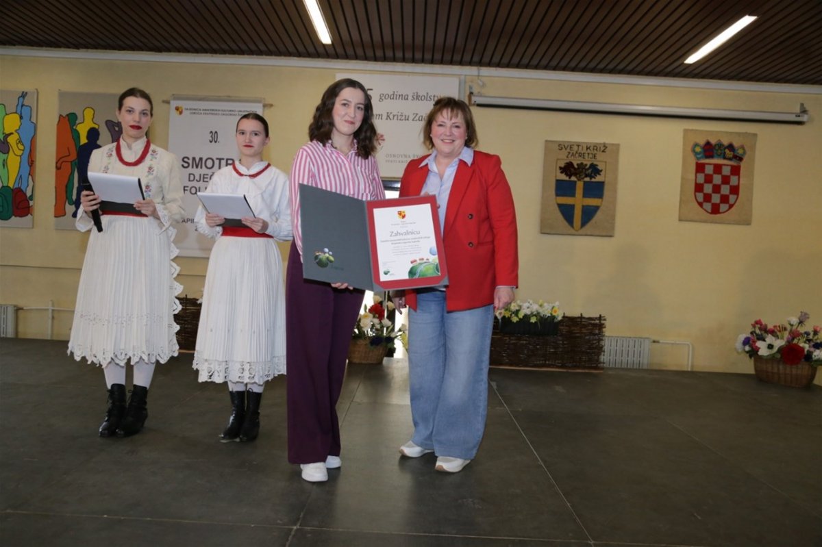 Jubilarna 30. smotra dječjeg folklora u Svetom Križu Začretju okupila 500 mladih izvođača