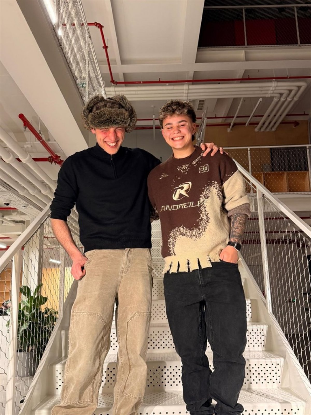 Neobična zagorska priča: Španjolac Hugo i Talijan Daniele pronašli dom u Zaboku, uz ćevape iz tave "Made in Yugoslavia"