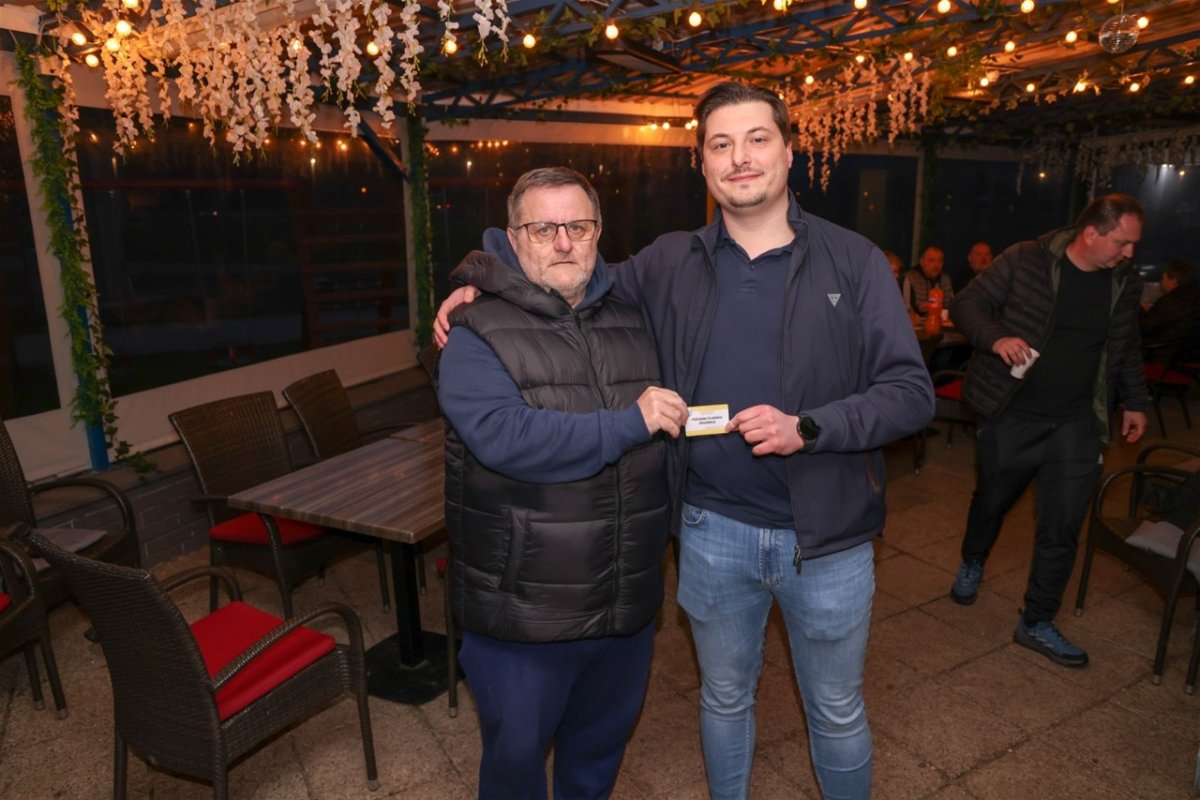 Povijesno priznanje: Dubravko Sajko prvi počasni član Sportske udruge "MO Podgora"