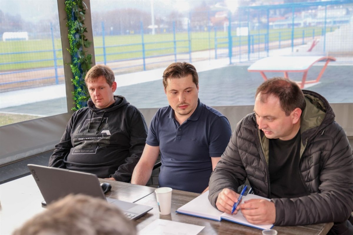 Povijesno priznanje: Dubravko Sajko prvi počasni član Sportske udruge "MO Podgora"