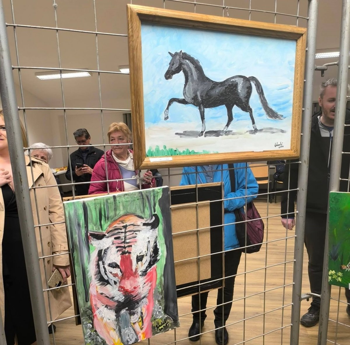 Raznolika umjetnička priča Božidara Roksandića u Konjščini: Izložba "Za svakog po nešto"